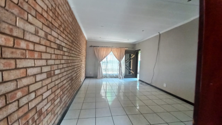 To Let 2 Bedroom Property for Rent in Willows Free State